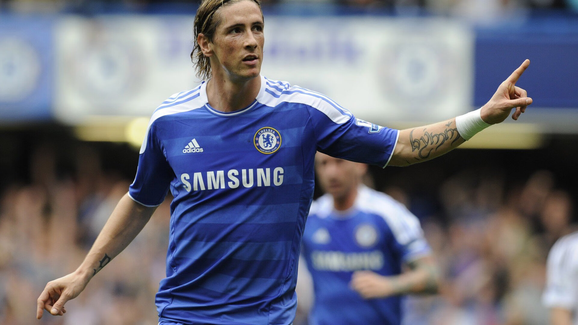 乔·莫伊：凭借强大的力量和技巧，成为全黑队前锋线的关键人物